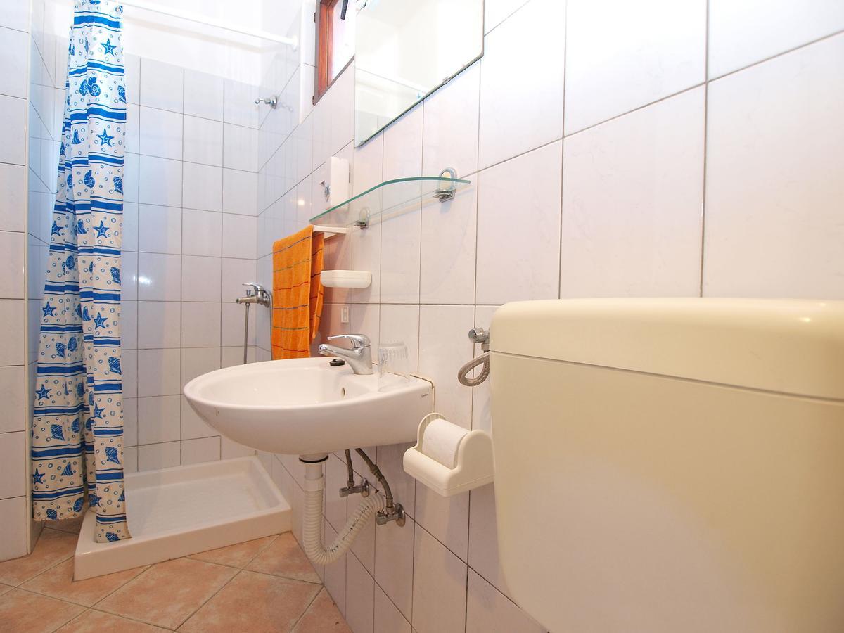 Apartments Sandra 1335 풀라 외부 사진